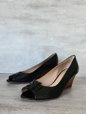 Tory Burch Black Lowell Peep Toe Wedge Pump Size 7.5